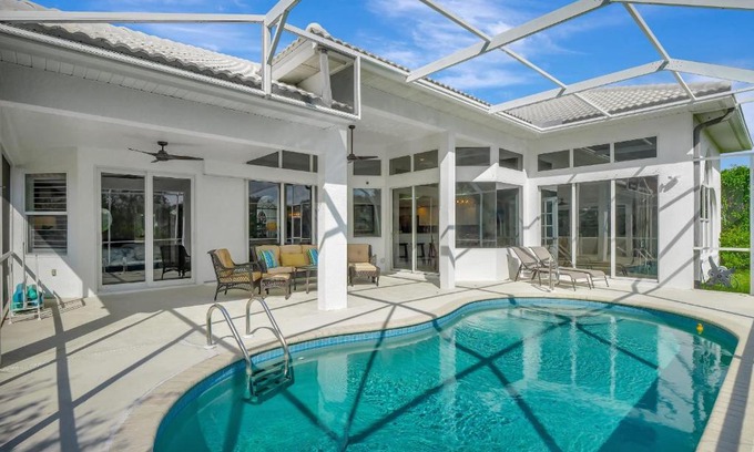 North Naples House | Sunny Retreat with Private Pool in North Naples