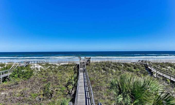 Crescent Beach Apartment | Sunny St Augustine Condo w/Community Pool!