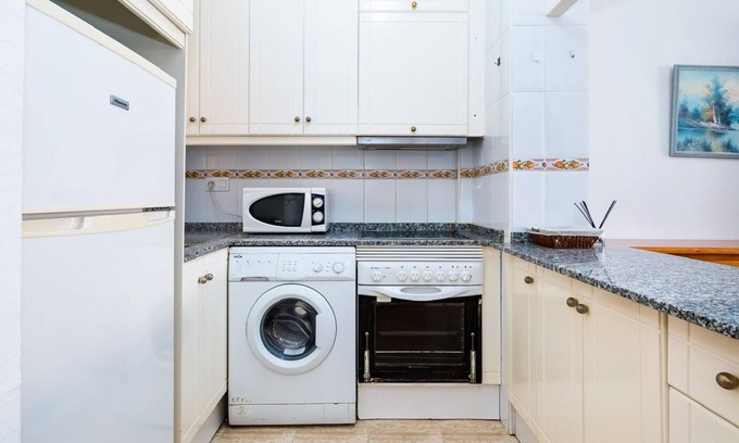 San Luis Apartment | Sunrise Apartment Pinlake