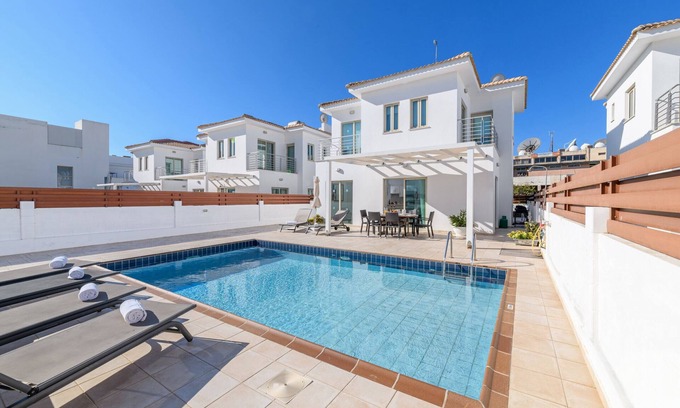 Protaras Villa | Sunrise Bay Villa #4 - Charming Protaras Centre Getaway