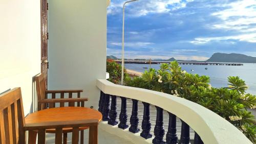 Prachuap Khiri Khan House | Sunrise Guesthouse