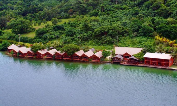 Port Vila Resort | Sunset Bungalows Resort, Vanuatu