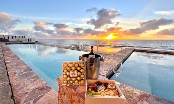 Playas De Tijuana Apartment | Sunset condo
