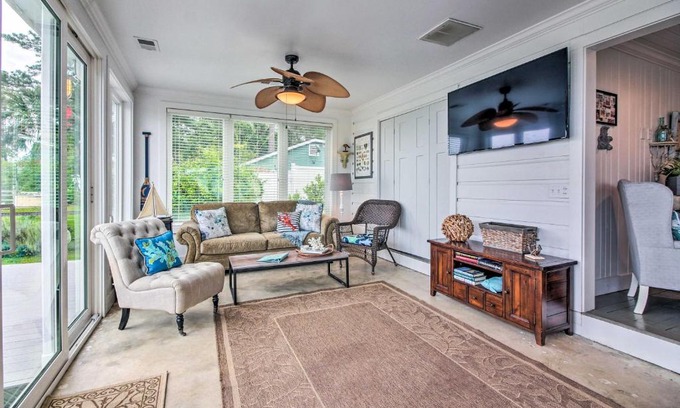 Dale House | Sunset Cottage on Paukie Island with Private Dock!