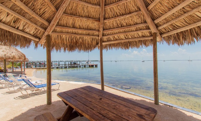 Key Largo Hotel | Sunset Cove Beach Resort
