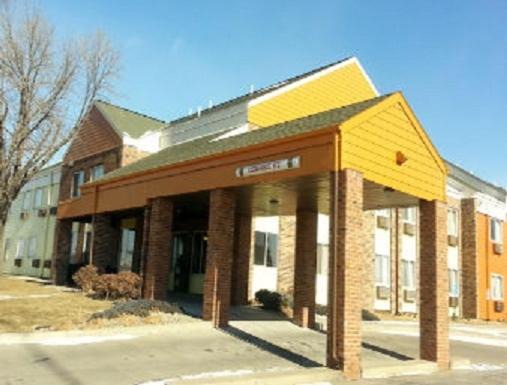 Highlands Hotel | Sunset Inn & Suites