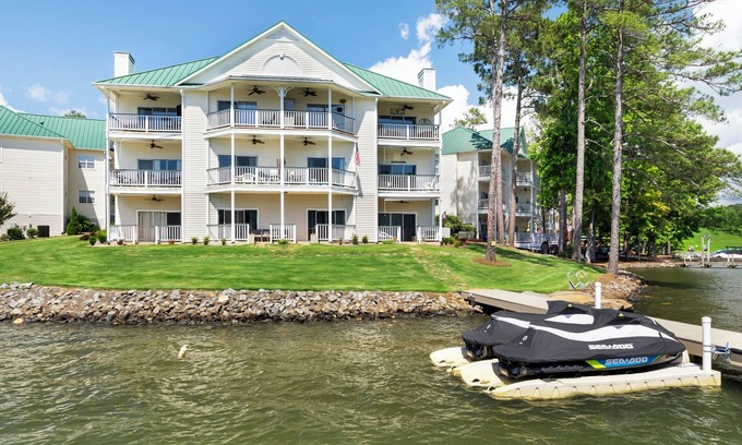 Dadeville Condo | Sunset Point on Lake Martin. Fantastic Views! Great for families!