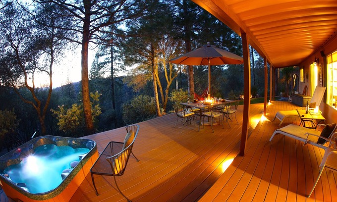 Midpines House | Sunset Roost-the Perfect Nest for Yosemite-Private Hot Tub