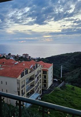 Estrela da Calheta Apartment | Sunset Star with Sea View