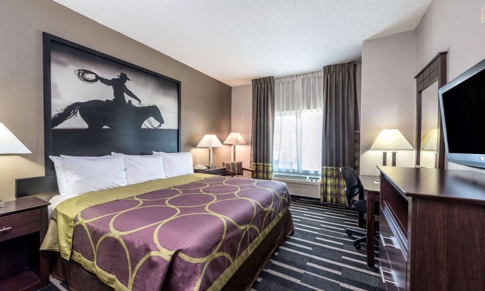 Fossil Creek Hotel | Super 8 by Wyndham Fort Worth North