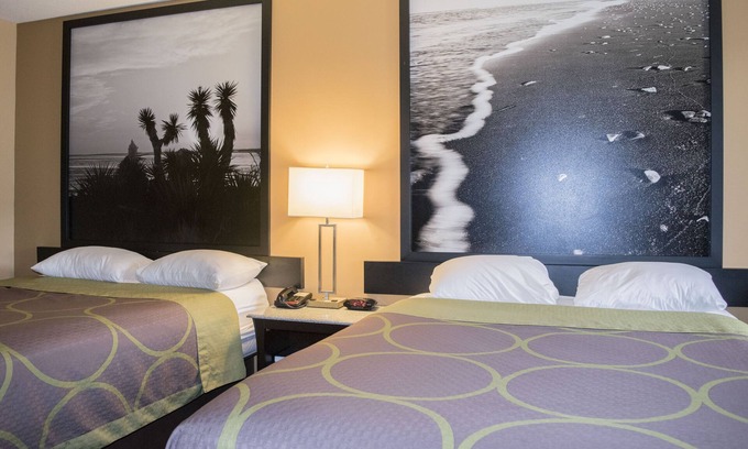 Barker Hotel | Super 8 by Wyndham Houston/Willowbrook/Hwy 249