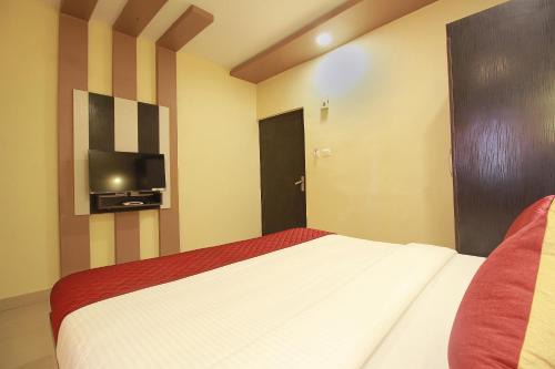 RS Puram Hotel | Super Capital O Rj Grand