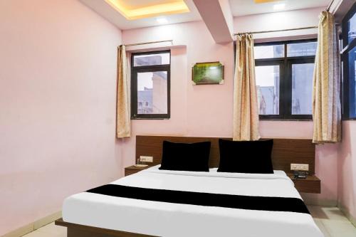 Kharadi Hotel | Super Collection O Chandan Nagar Kharadi formerly Kharadi INN