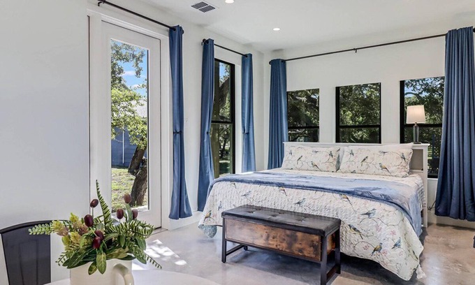 Rockport Cottage | Super cute cottage with a modern flare! Pier! Kayak ramps! Very Private!