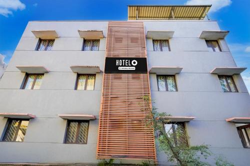 Ramapuram Hotel | Super Hotel O Ramapuram Near SRM University