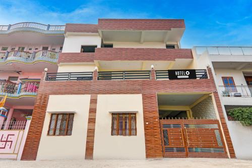 Varanasi Hotel | Super Hotel O Sudhirpur near Phonix Hospital