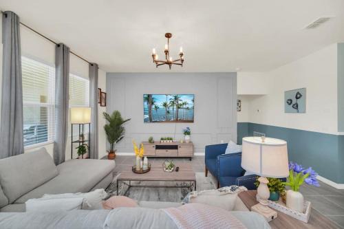 Loughman House | SUPER SUITE's - MULTIPLE ENSUITEs with AMENITIES