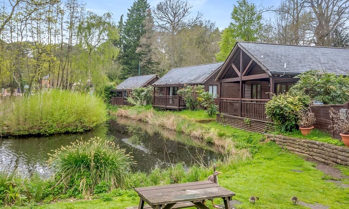 Tilford Ski Chalet | Superb lodge with one master double and one twin.