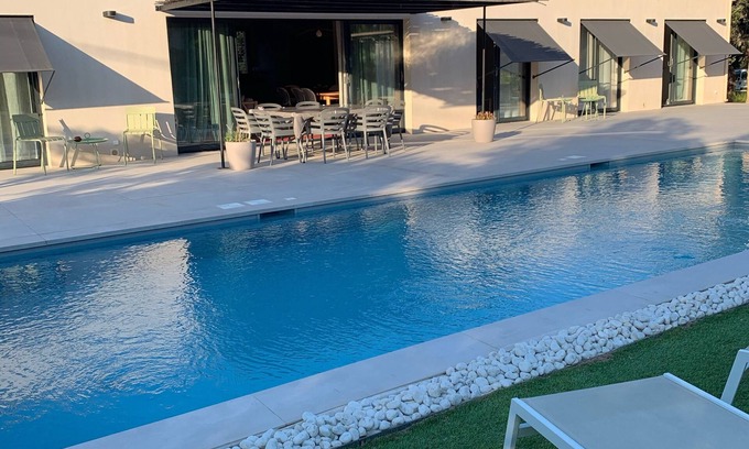 Lecci House | Superb single-storey villa with trendy decorPROMO SPECIALE JUNE 10% OFF