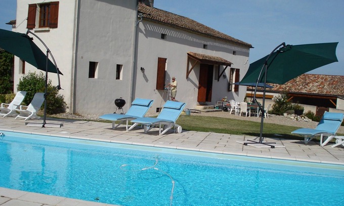 Thenac Villa | Superb villa in beautiful location with heated private pool
