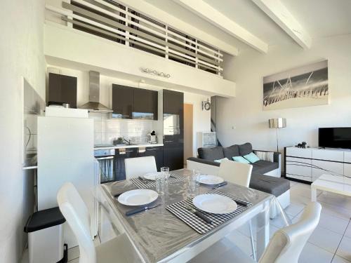 Sete Apartment | Superbe 2 pièces à 200m de la plage avec terrasse et parking - FR-1-338-533