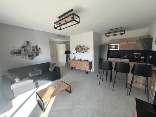Saint-Mandrier-sur-Mer Apartment | Superbe Appartement Neuf aucalme