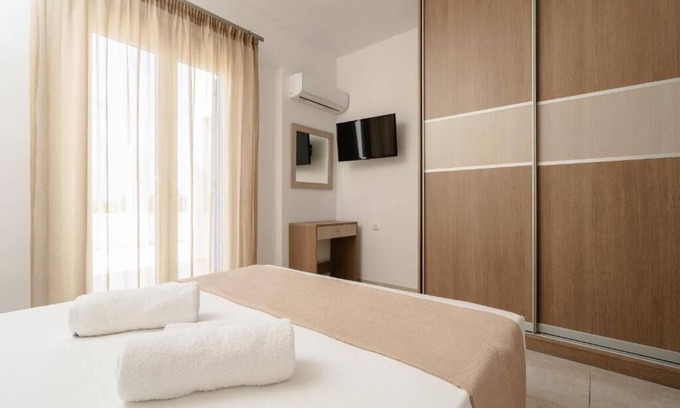 Naxos Apartment | Superior Deluxe Apartment Sea View | Evripus Suites Naxos