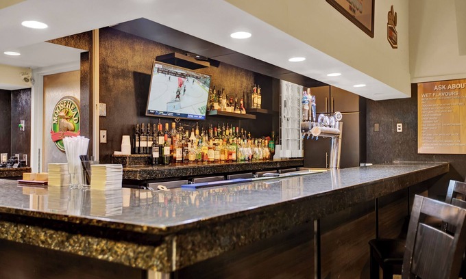 Thunder Bay Hotel | Superior Inn Hotel and Conference Centre Thunder Bay
