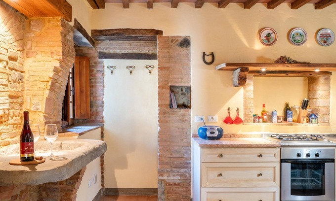 Castelnuovo di Val di Cecina Apartment | Superior apt for four people, ideal for families with outdoor terrace