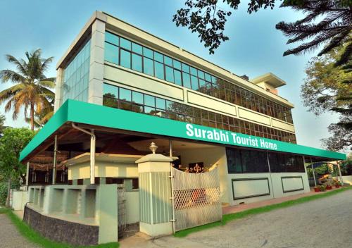 Angamali Hotel | Surabhi Suites