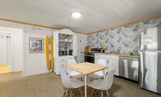 Laguna Beach Condo | Surf Shack|Laguna Beach|Pet Friendly