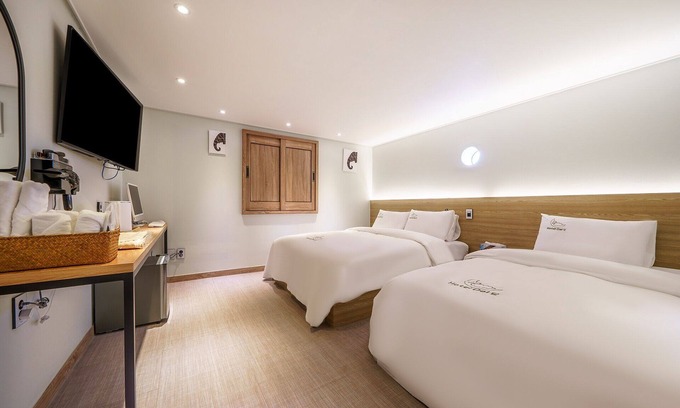Paldal-gu Hotel | Suwon Hotel Dal
