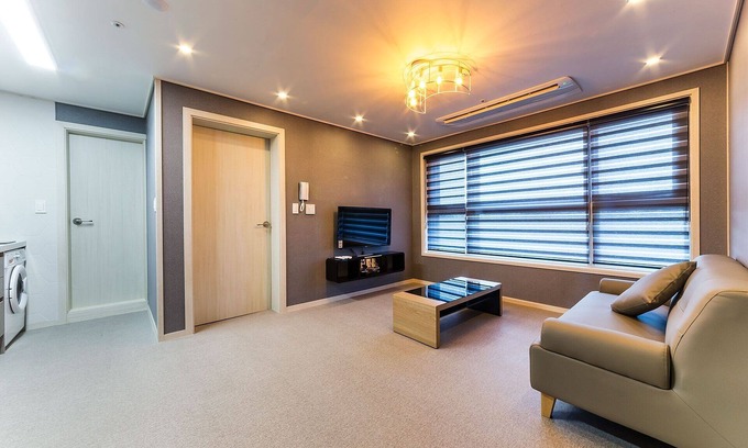 Paldal-gu Hotel | Suwon W