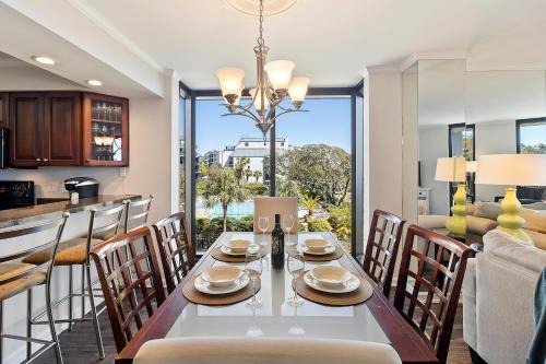 Isle of Palms House | SW201A: 201A Shipwatch