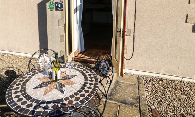 Catton Cottage | SWALLOWS REST, family friendly, with a garden in Allendale