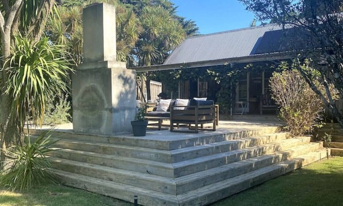Tryphena House | Swanfork - The Hamptons House meets Medlands Bach