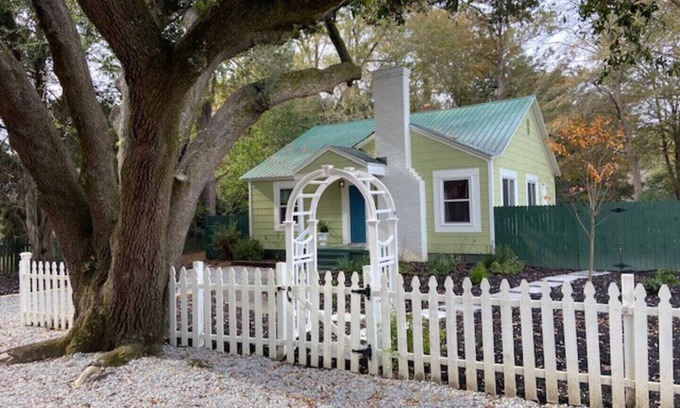 Aiken House | Sweet Tea Cottage- Aiken Downtown Location