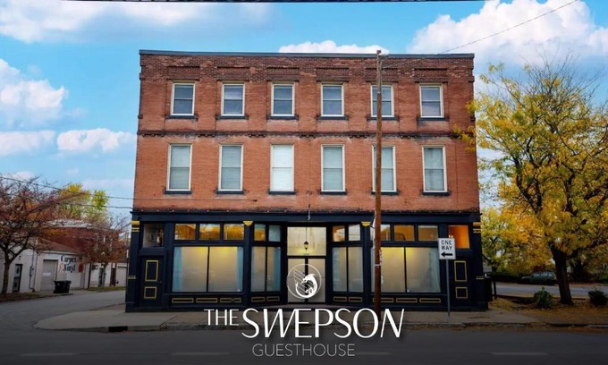 Shelby Park House | Swepson Guesthouse KING Sleep42 15BR 10BA 22Beds