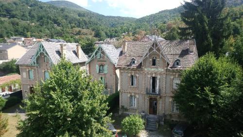 Ax-les-Thermes Apartment | T2 50m2 résidence les Acacias Vue Dégagée Montagne