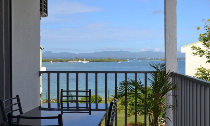 Bas du Fort Apartment | T2 apartment sea view