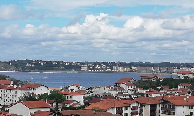 Behobie Apartment | T3 70m2 1st floor family house 500 m from the beach and all amenities