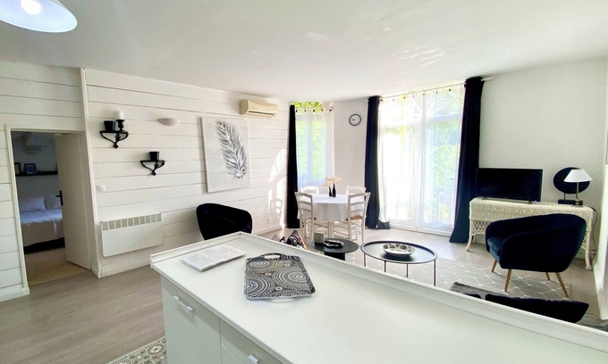 Eugenie-les-Bains Apartment | T3 curiste rental 600m from the spa