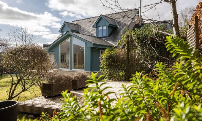 Spean Bridge House | Taigh a'Chaorainn in Spean Bridge