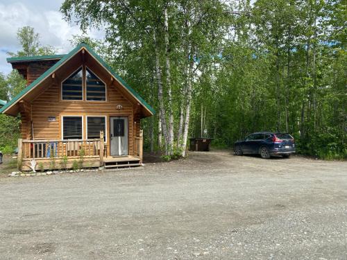 Talkeetna House | Talkeetna Log Cabin with Hot Tub Unit 1