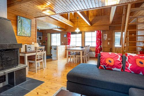Nilsia House | Talvitahko 4