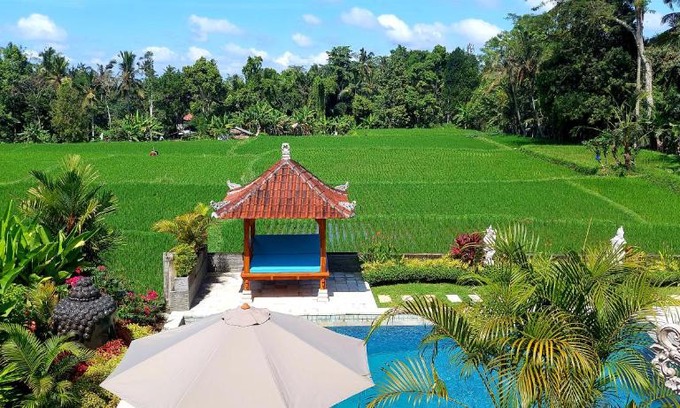 Melayang Bed & Breakfast | TAMAN EDEN COTTAGE