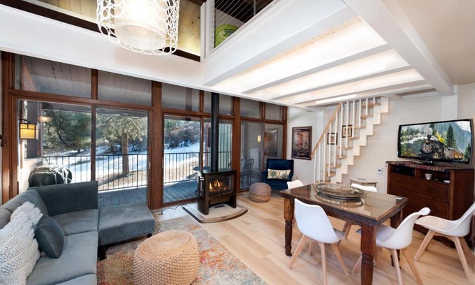 Purgatory House | Tamarron Gambel Oak 761