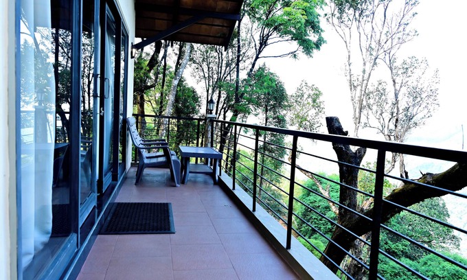 Chikkamagaluru Hotel | TANARYA LUXURY HOMESTAY