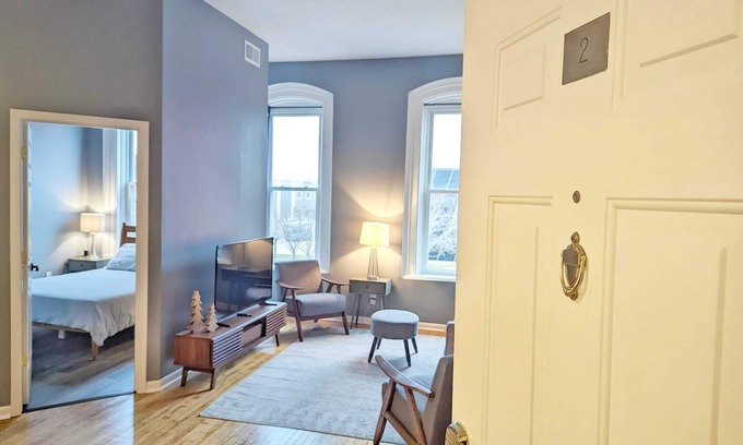 Bay City Apartment | Tanner Bldg Apt 2 - 2 Bedroom (Downtown)