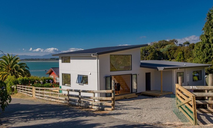 Kaiteriteri House | Tapu Bay Treasure - Kaiteriteri Holiday Home
